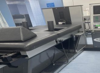 مستشفى الجامعة يطلق خدمة جديدة لعلاج مشاكل العمود الفقري