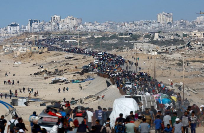 نحو 200 ألف فلسطيني عادوا إلى شمال غزة منذ إعلان وقف إطلاق النار