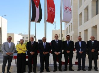 نقابة الصحفيين وجامعة الحسين التقنية توقعان مذكرة تفاهم