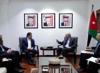 وزير الخارجية يثمن موقف الرئيس الأميركي الحازم ضدّ ضمّ الضفة الغربية