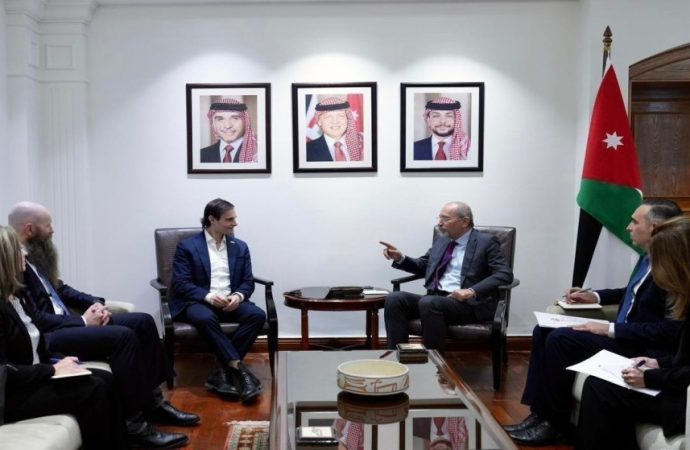 وزير الخارجية يثمن موقف الرئيس الأميركي الحازم ضدّ ضمّ الضفة الغربية