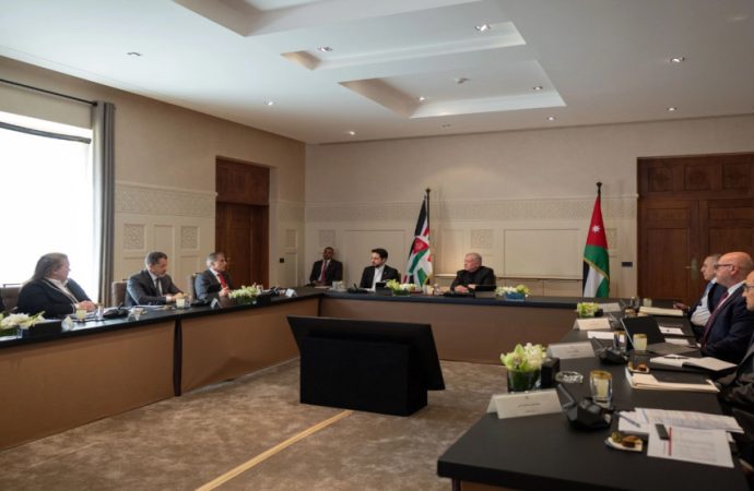 الملك يتابع سير العمل برؤية التحديث الاقتصادي خلال الربع الثالث من العام الحالي