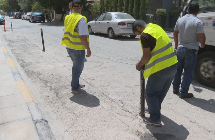 إزالة أكثر من 1,450 حاجزا إسمنتيا و10,400 عائق لتحسين البيئة المرورية في عمّان