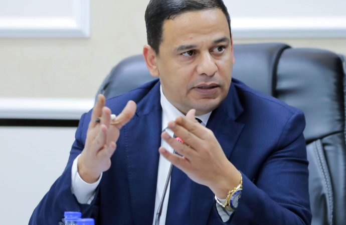 النائب الدكتور أيمن أبو هنية رئيساً لـ لجنة الطاقة والثروة المعدنية بمجلس النواب