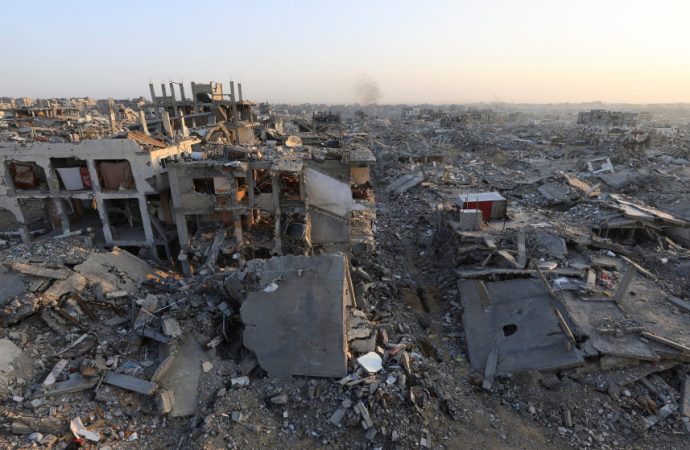 مقرر أممي: التدمير الإسرائيلي في غزة مجزرة منازل وإبادة جماعية