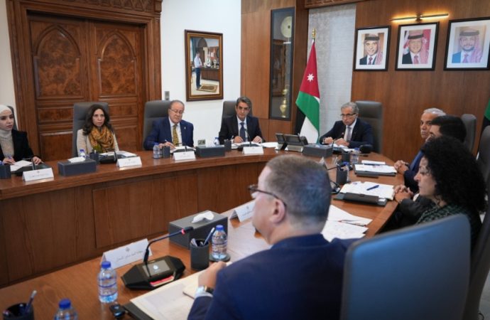 رئيس الوزراء يترأس اجتماع مجلس أمناء جائزة “الحسين بن عبدالله الثاني للعمل التطوعي”