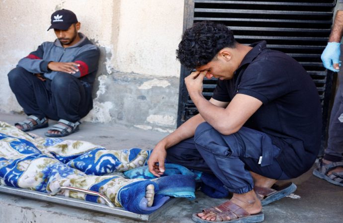 4 شهداء بنيران جيش الاحتلال في مدينتي غزة وخان يونس