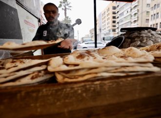 الحكومة تثبت أسعار الخبز حتى 2026 وتدعم المخابز بـ109 ملايين دينار