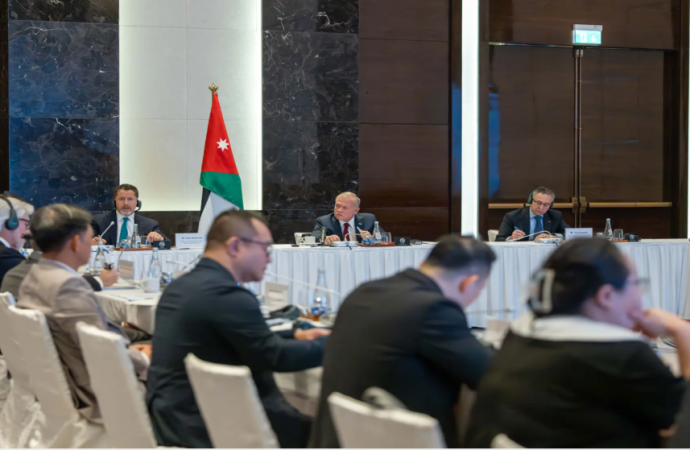 الملك يؤكد حرص الأردن على توطيد العلاقات الاقتصادية مع فيتنام