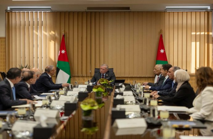 الملك يدعو إلى التوسع في تطبيق العقوبات البديلة