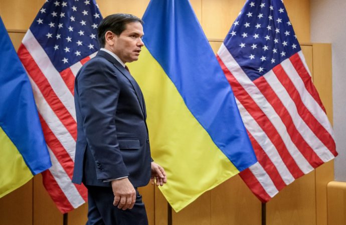 تفاؤل أميركي في جنيف بإمكان التوافق سريعا بشأن خطة السلام في أوكرانيا