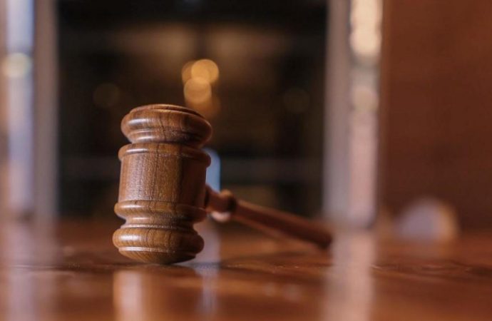 هيئة الإعلام تعمم بحظر النشر بقضية موظف في دائرة الآثار العامة
