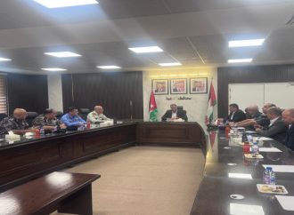 وزير الداخلية يزور دار محافظة العقبة ويجتمع مع مجلسها الأمني