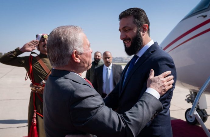 الملك يهنئ الرئيس السوري بالذكرى الأولى لعيد التحرير