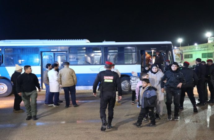 بالصور : القوات المسلحة تجلي دفعة جديدة من أطفال غزة المرضى للعلاج في المملكة