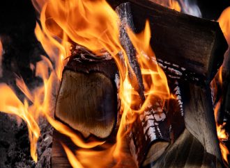 وفاة شخص من جنسية عربية جراء استنشاق أدخنة منقل فحم في عجلون