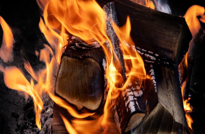 وفاة شخص من جنسية عربية جراء استنشاق أدخنة منقل فحم في عجلون