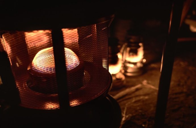 وفاة 4 أشخاص من عائلة واحدة إثر تسرب غاز مدفأة في الزرقاء