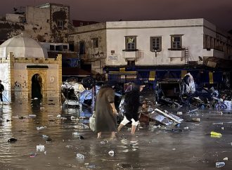 ارتفاع حصيلة ضحايا الفيضانات في مدينة آسفي المغربية إلى 37