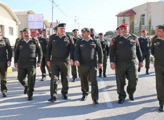 الحنيطي يزور كتيبة الأمير طلال الآلية/5 ويفتتح مباني فيها