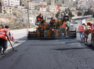 أمانة عمان تباشر أعمال تعبيد بمساحة 500 ألف متر مربع بكلفة 3 ملايين دينار