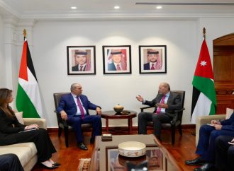 وزير الخارجية يجري مباحثات مع نائب الرئيس الفلسطيني