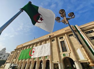 البرلمان الجزائري يصادق بالإجماع على قانون يُجرّم الاستعمار الفرنسي
