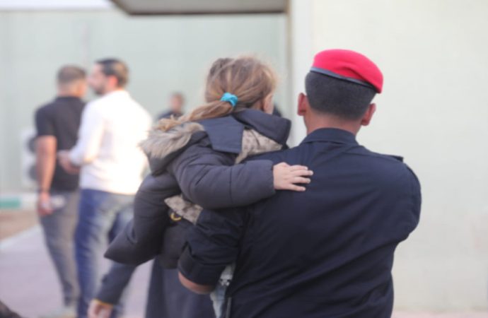 القوات المسلحة في غزة.. تركيب 703 أطراف صناعية وإجلاء 1,849 مريضا ومرافقا