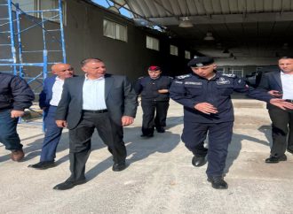 وزير الداخلية يتفقد الأعمال الإنشائية في جسر الملك حسين