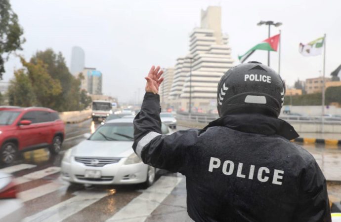 الأمن العام يجدد تحذيراته مع تعمّق تأثير المنخفض الجوي اليوم