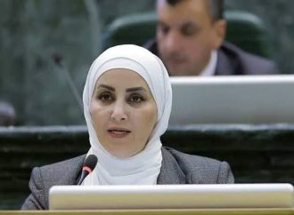 أبو رمان توجه سؤال مباشر لوزير الطاقة .. والأخير يتخذ قرار فوري
