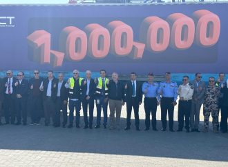 معززاً مكانته كمركز لوجستي إقليمي ومبرهناً على جاهزيته لمستقبل لوجستي متقدم