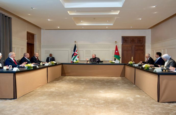 الملك يؤكد أهمية مواصلة تطوير آليات العمل الحزبي لخدمة المصلحة العامة