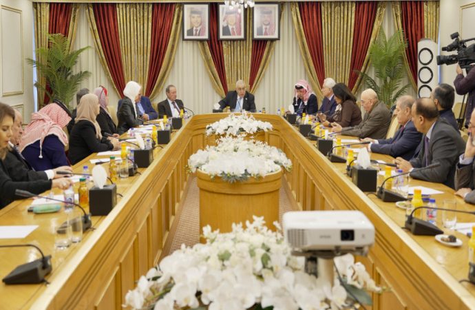 وزارة الصحة تصوب ازدواجية التأمين الصحي بعد دراسة مشتركة مع وزارة الاقتصاد الرقمي
