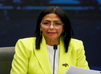 نائبة رئيس فنزويلا تؤدي اليمين رسميا رئيسة مؤقتة