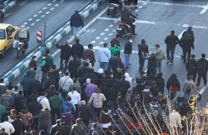 إيران: تدخل واشنطن في مسألة الاحتجاجات الداخلية سيعني نشر الفوضى في المنطقة