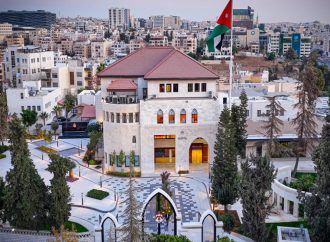 رئيس الوزراء يقرر تأخير الدوام حتى الـ 10 صباحا في الكرك والطفيلة ومعان