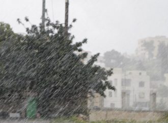 بدء تأثير المنخفض الجوي على الأردن والأمن يحذر