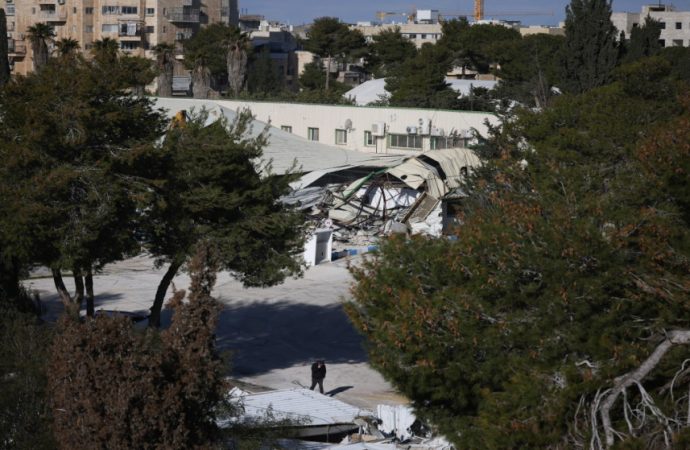 11 دولة تندد بهدم مقر “الأونروا” في القدس: يمثل خطوة غير مقبولة