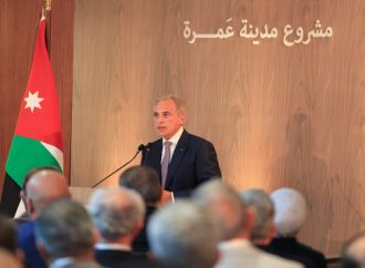 رئيس الوزراء يفتتح الجلسات الحوارية المتخصصة حول مشروع مدينة عمرة