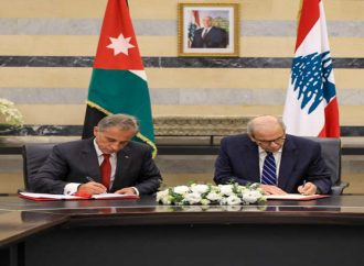 حسَّان ونظيره اللُّبناني يشهدان توقيع 21 اتفاقية للتعاون بين البلدين في مختلف المجالات