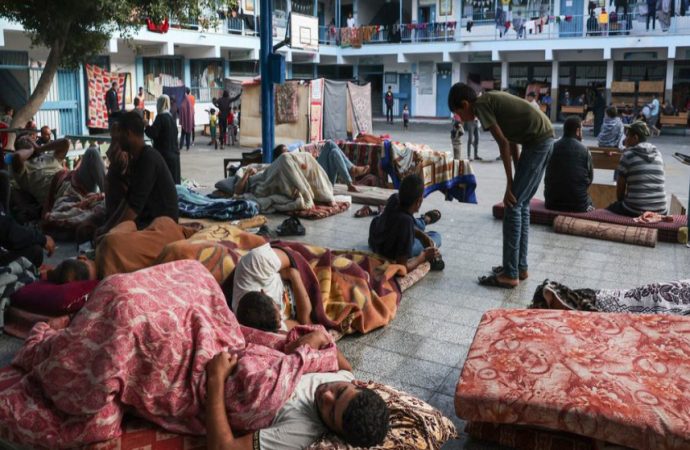 انتشار فيروسات متحورة في غزة وسط انهيار المناعة وضغط على المستشفيات