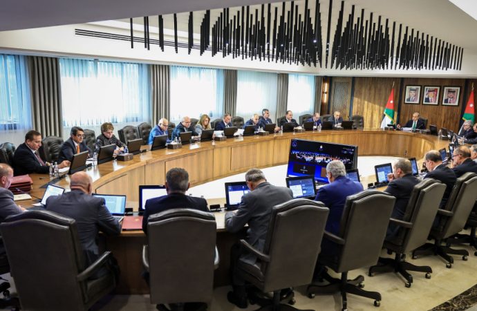 الموافقة على الأسباب الموجبة لمشروع قانون تنظيم العمل المهني لسنة 2026