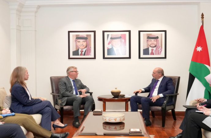 وزير الخارجية يؤكد دعم الأردن لجهود الأمم المتحدة وحفظ السلام الدولي
