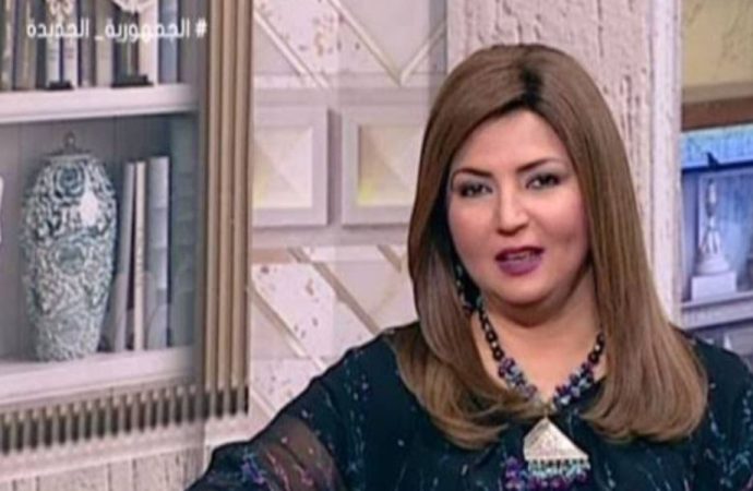 وفاة  الأعلامية نيفين القاضي مذيعة برنامج طعم البيوت المصري .