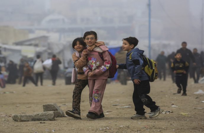 الأونروا تؤكد أنه “مهما كانت الظروف” ستواصل عملها في غزة
