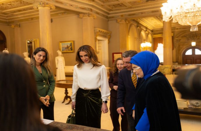 الملكة رانيا تلتقي مع السيدة الأولى لتركيا أمينة أردوغان في اسطنبول