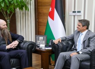 العدوان يؤكد عمق الشراكة الاستراتيجية بين الأردن والولايات المتحدة في المجال الشبابي