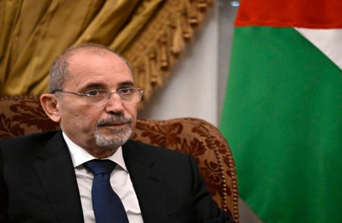 الصفدي يبحث إدخال المساعدات إلى غزة مع سفير واشنطن لدى الأمم المتحدة