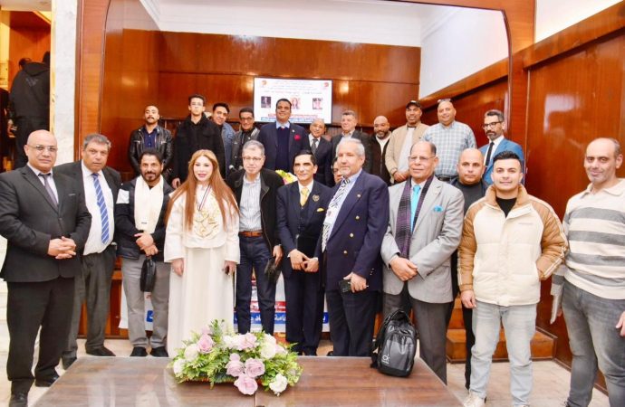 بالصور : سارة طالب السهيل و اللواء اشرف فوزي في توثيق الهوية الوطنية عبر القلم .